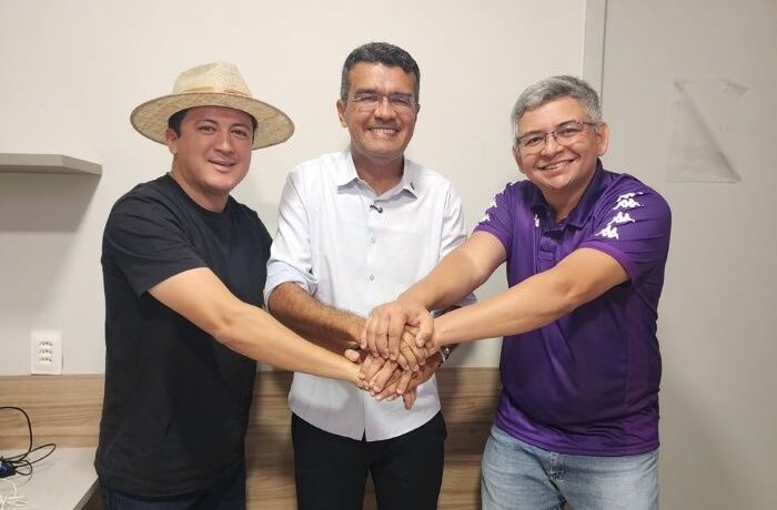 Vereador Hermínio da Farmácia apresenta Lahesio Bonfim como seu primeiro nome para o Senado e discute demandas de Codó