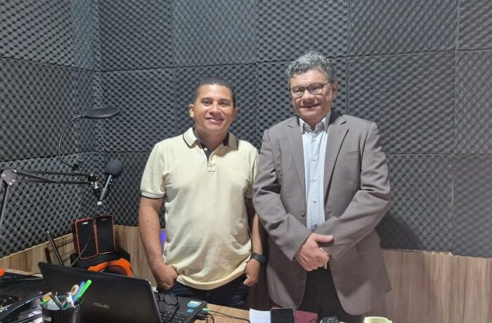 Dr. Suelson Sales explica avanços, princípios e desafios do SUS na 2ª parte da entrevista ao programa “A Conversa é com Acélio Trindade”